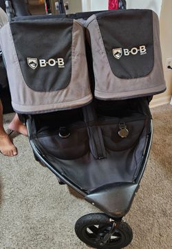 BOB Gear Revolution Flex Duallie Double Jogging Stroller - Grey/Black (Includes Weather Shield)