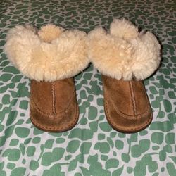 Toddler Uggs 