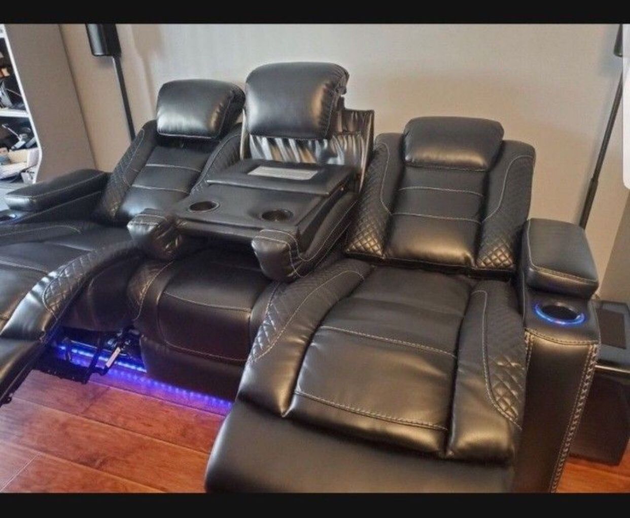 Black/White Power Reclining Sofa With Adjustable Headrest💥 Living Room✅ Brand New🤩