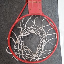 Basketball rim with net