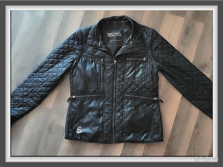 Michael Kors Convertible Black Jacket/Vest