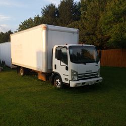 Isuzu Npr 2011