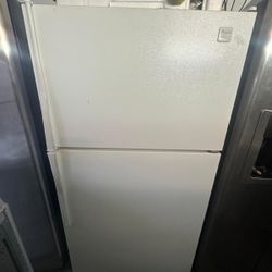 Kenmore Refrigerator 