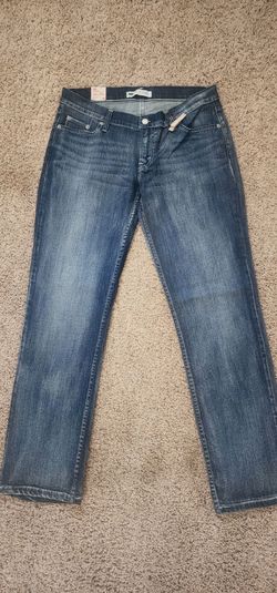 Ladies Levi's Brand New size 13m
