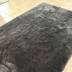 Black Color Shaggy Beautiful And Premium Area Rug - New - G82 - 6x9 Feet 