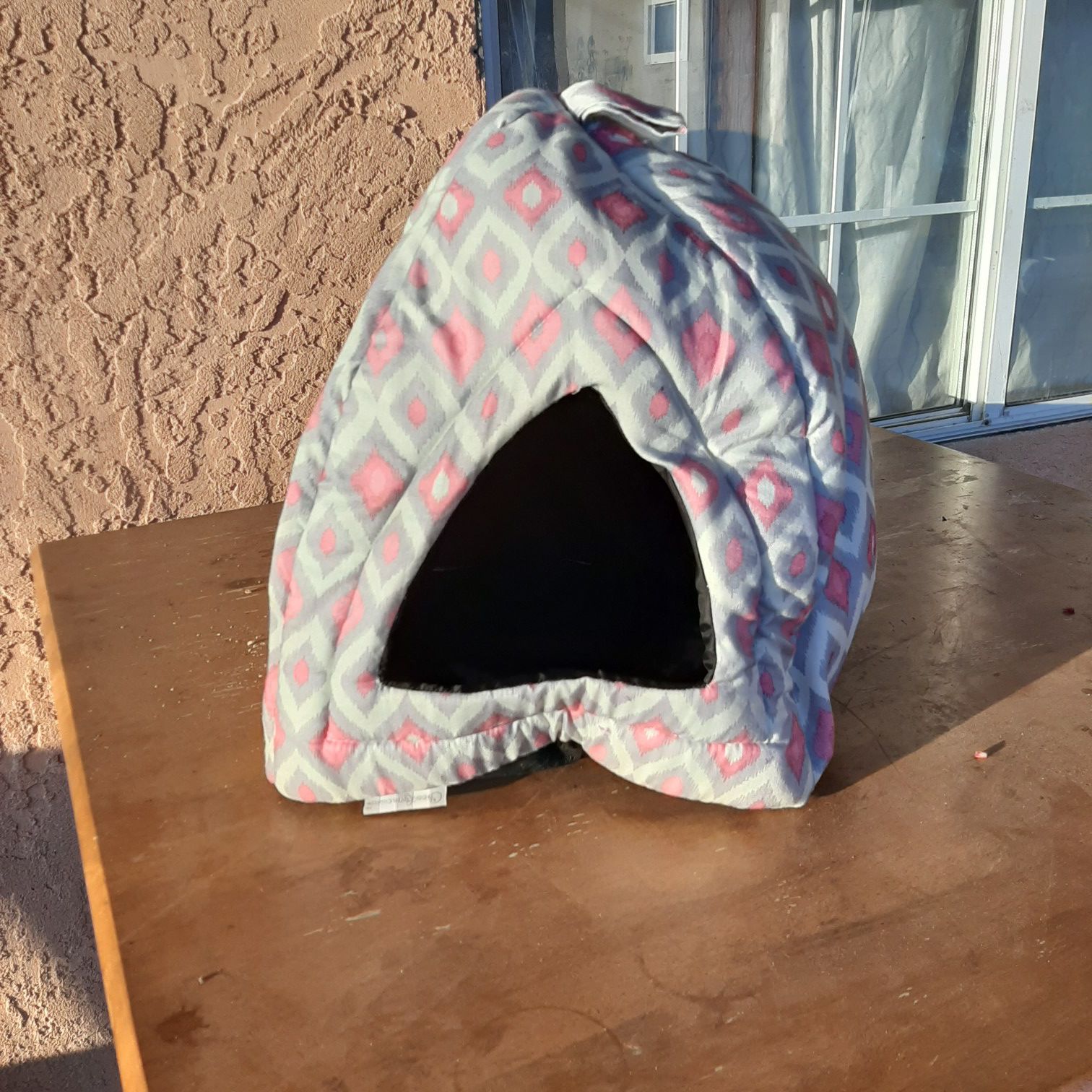 Little cat house