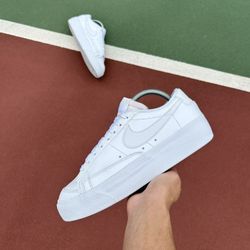 Nike Blazer Low Platform Women’s 9