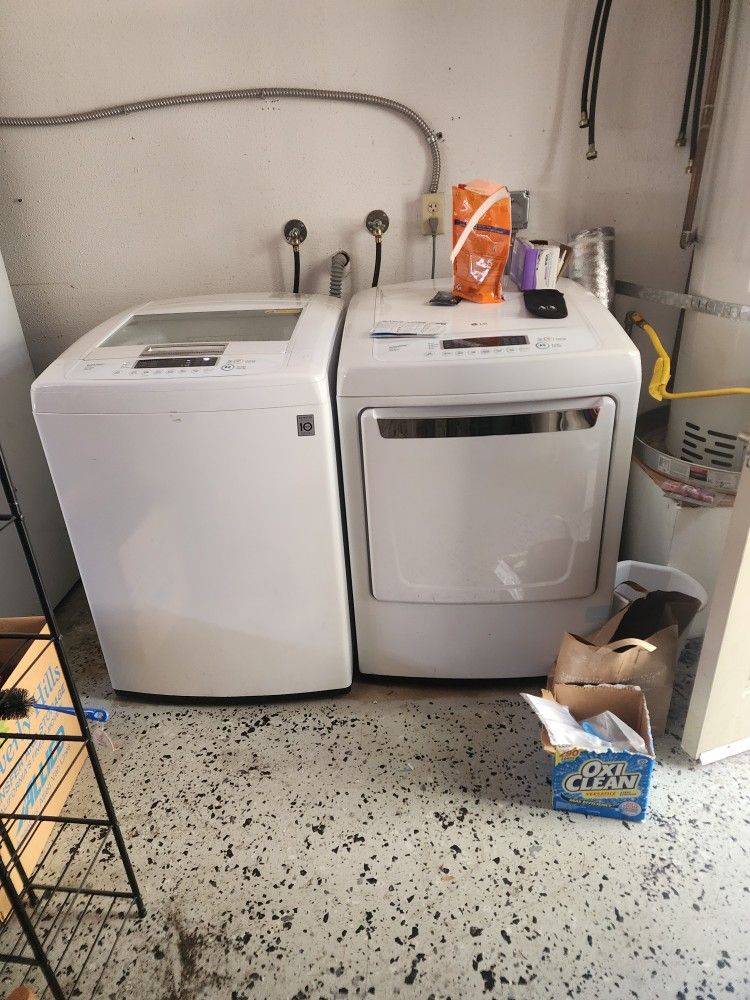 LG WASHER AND ELECTRIC DRYER