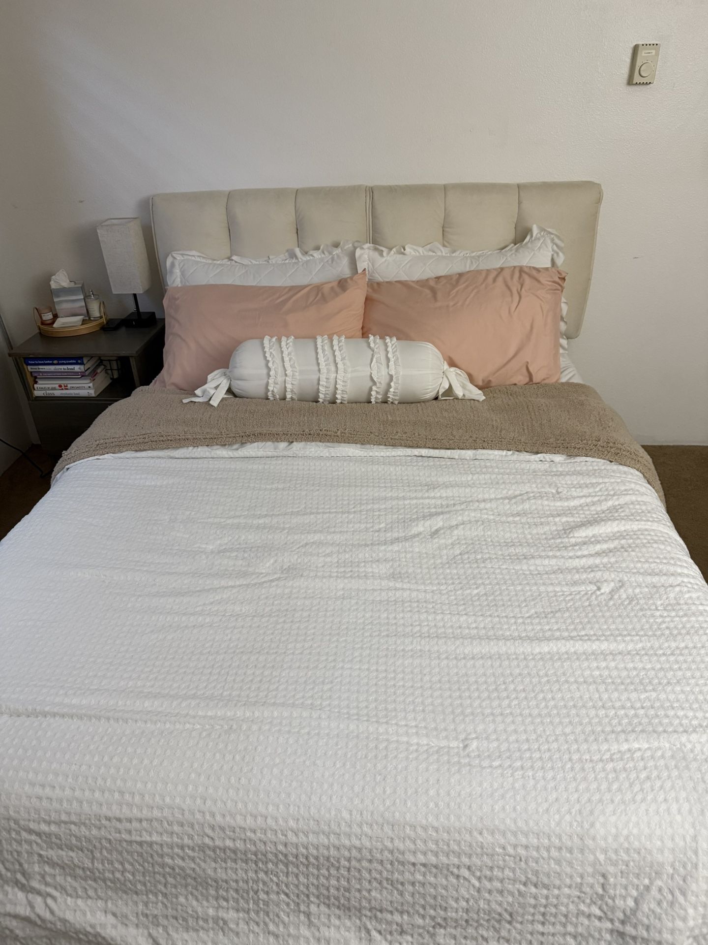 Queen Bedframe
