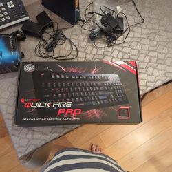 Cooler Master - Quickfire Pro Keyboard 