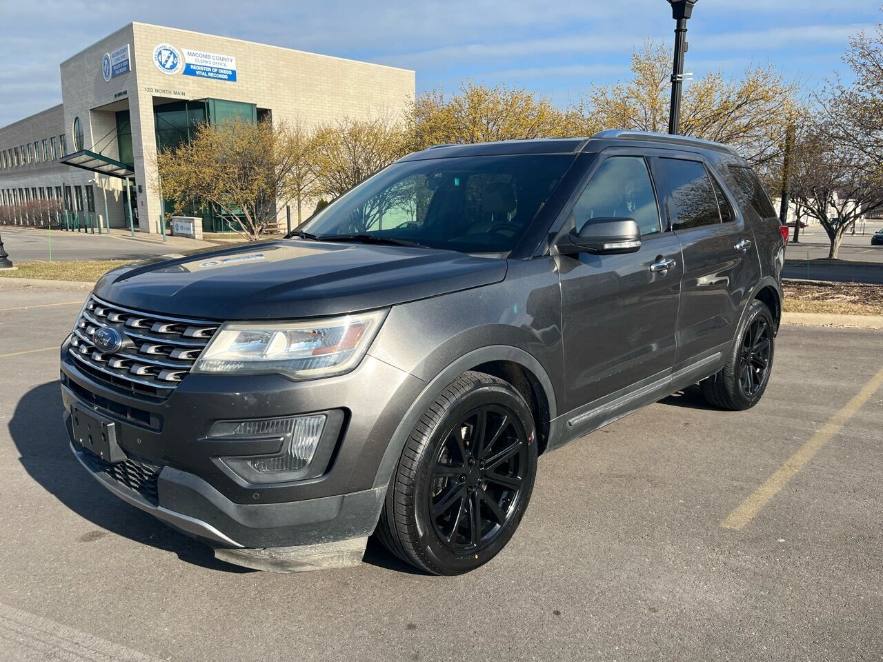 2016 Ford Explorer