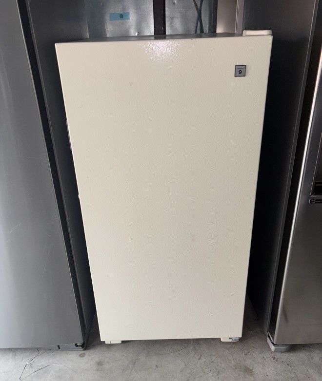 Kenmore Standing Freezer