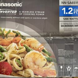 Panasonic Microwave 1200W, 1.2 CU. FT. for sale