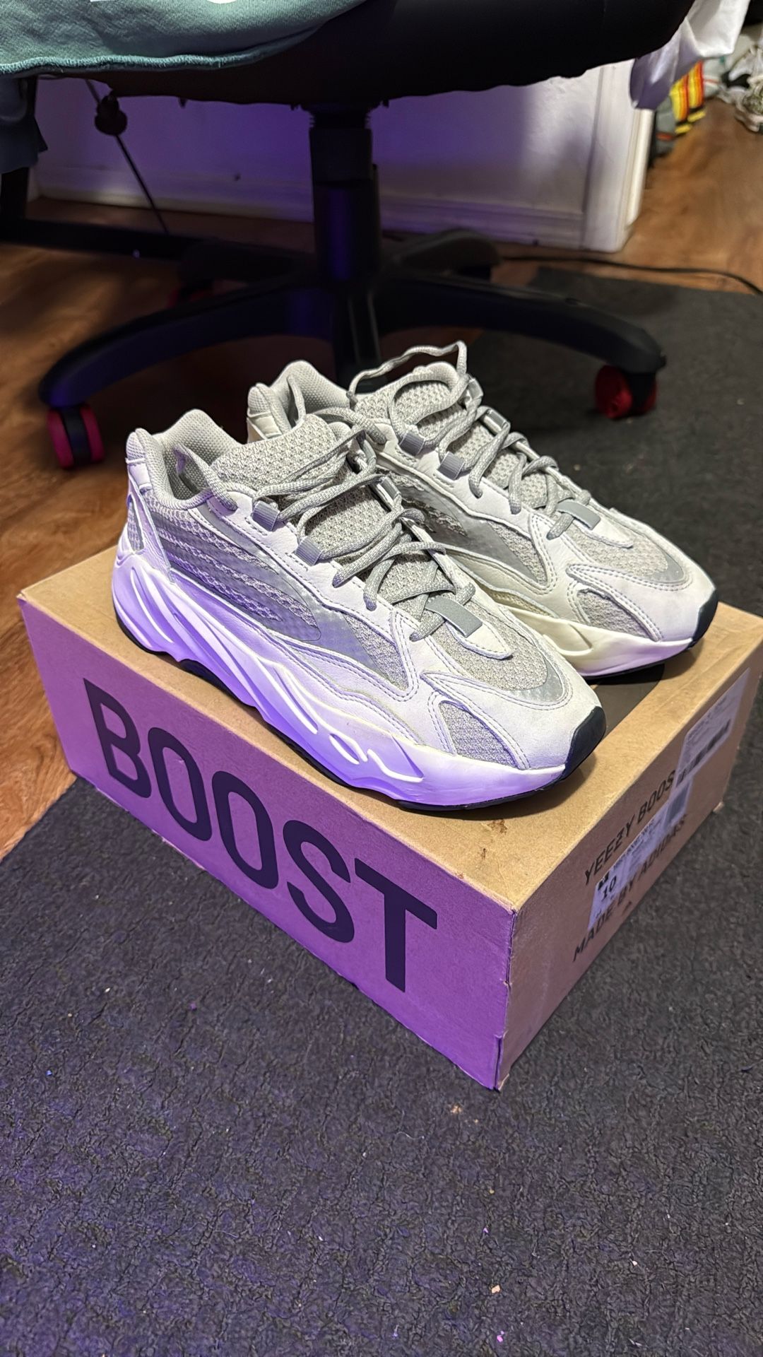 Yeezy 700 V2 'Static'