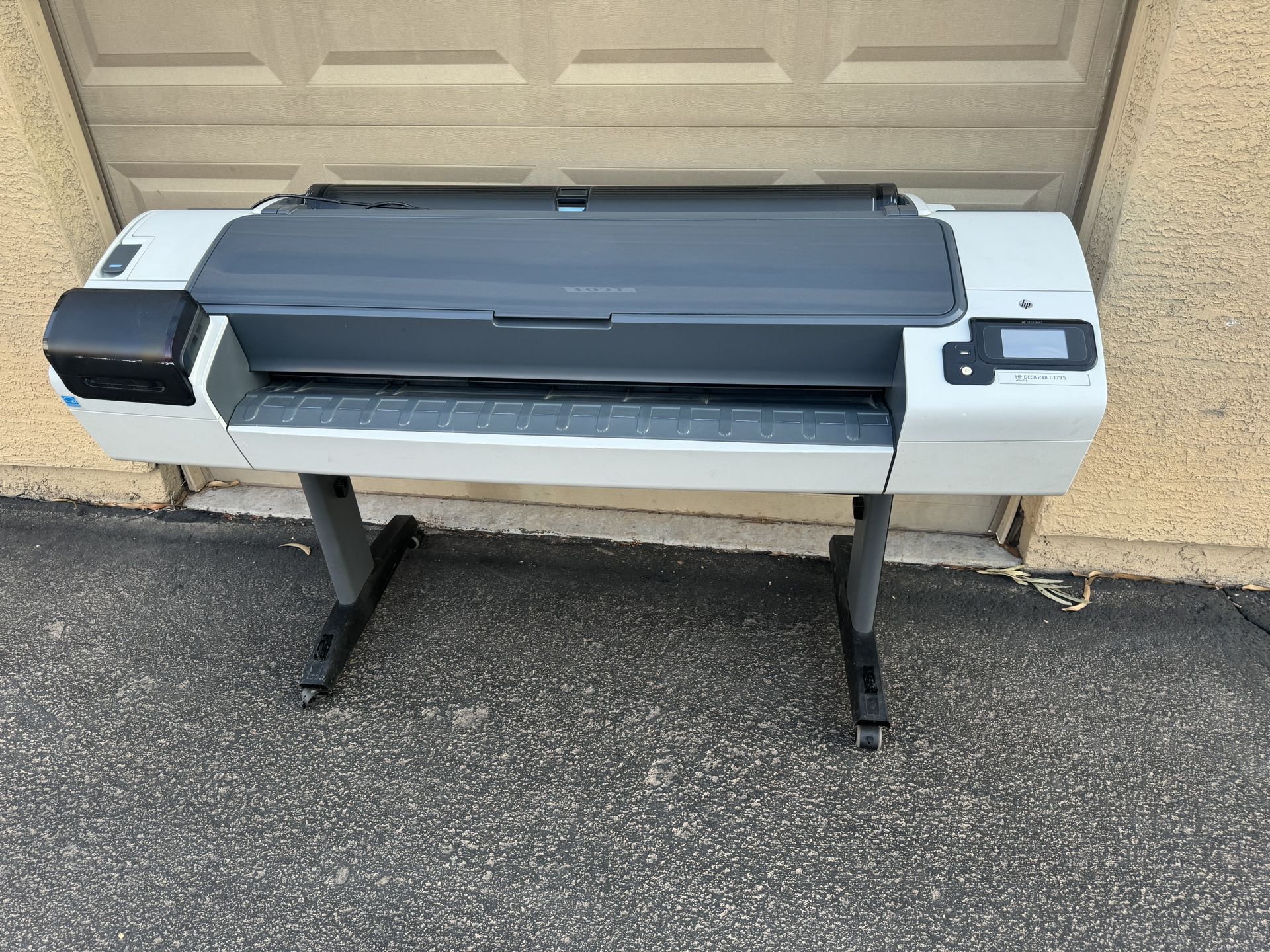 HP DesignJet T795 44-in Printer Color Wide Printer