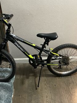 Dynacraft boys bike 20”
