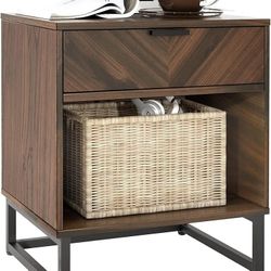 Modern Wood Side Table with Shelf - Walnut with 1 Upper Drawer, Enclosed Bottom, Bedside Table, Modern Nightstand, Small Side Table, Living Room Table