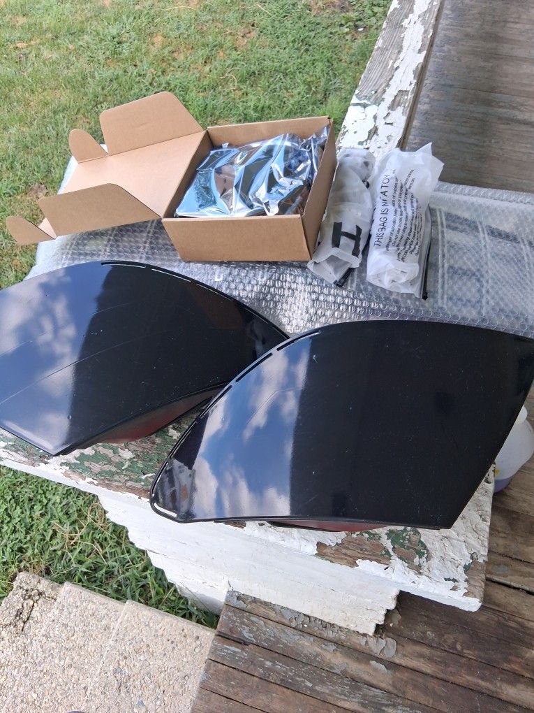 Mercedes Brand New Parts L.E.D Head Light Bulbs Very Brite Blueish Color ,L.E.D Tail Lights Blacked Out, Custom Grill & Light Up Emblem