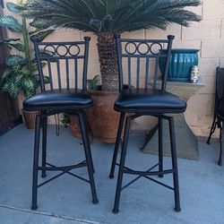 BarStools! Tall Heavy Duty Black Metal Swivel! 30" Seat