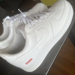 Supreme x Nike Men's Air Force 1 Low