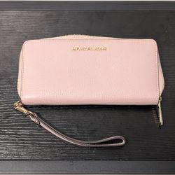 Michael Kors Clutch 