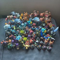 Skylanders Figures 