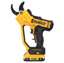 Dewalt 20-Volt MAX 1 -1/2 in. Capacity Cordless Battery Powered Pruner Kit with 2.0 Ah Battery and Charger