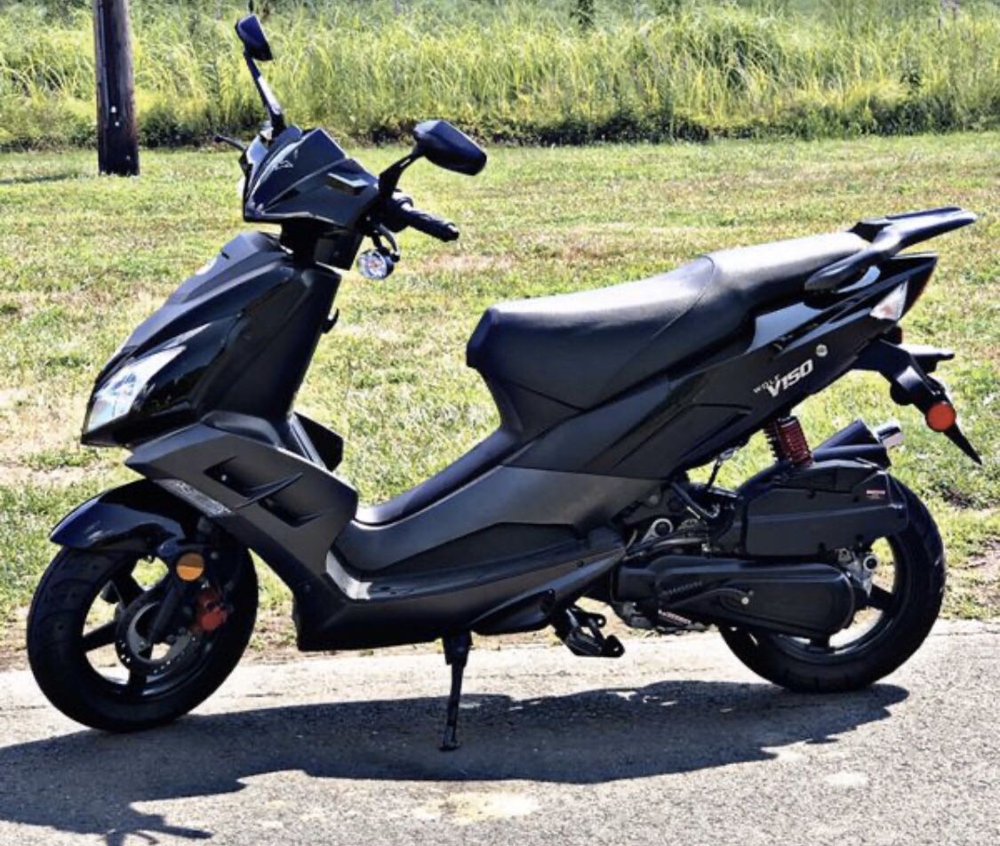 *150CC SCOOTER 4 STROKE*