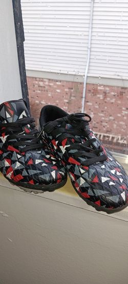 Dream Pairs Soccer cleats 