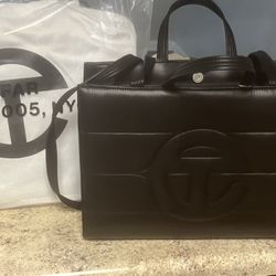 Telfar Puffer Bag 🔥 🔥 