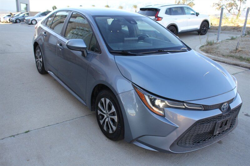 2022 Toyota Corolla Hybrid LE