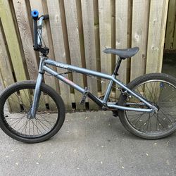 Diamond Back Venom BMX Bike 20”