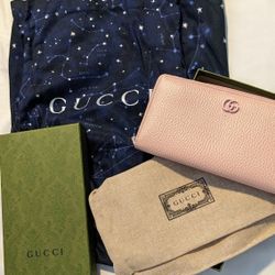 Women's Gucci Wallet 