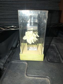 Banana Republic Wild Blossom Perfume New