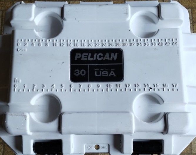 PELICAN COOLER