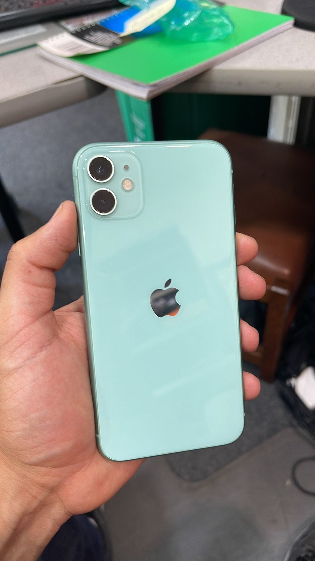 iPhone 11 64gb AT&T Only
