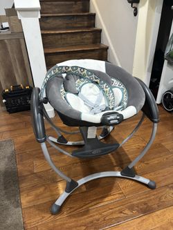 Graco Baby Swing/ Rocker