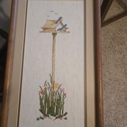 NEEDLEPOINT BIRDS/FLORAL FRAMED 