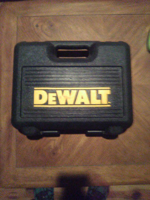 Corded DeWalt 3/8 (10mm) VSR Drill