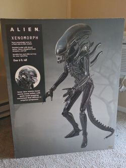 Xenomorph Alien Anamatronic Spirit Halloween
