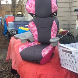 Three in one car booster seat only 35  firm