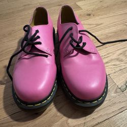 Dr. Martens Shoes For Girls 