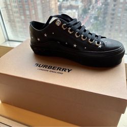 Burberry Sneakers 