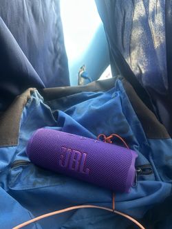 JBL 7