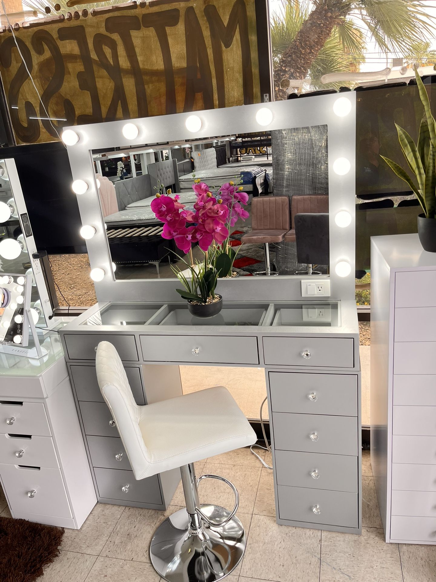 Wooden Grey Vanity Set With Stool And Lights Included