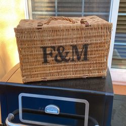 F&M Basket 