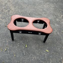 Dog Bowl Holder 
