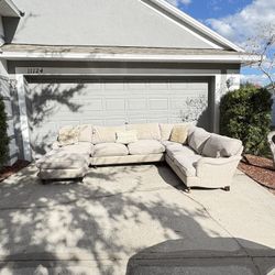 Beige Sectional Sofa(Delivery Available!)🚚