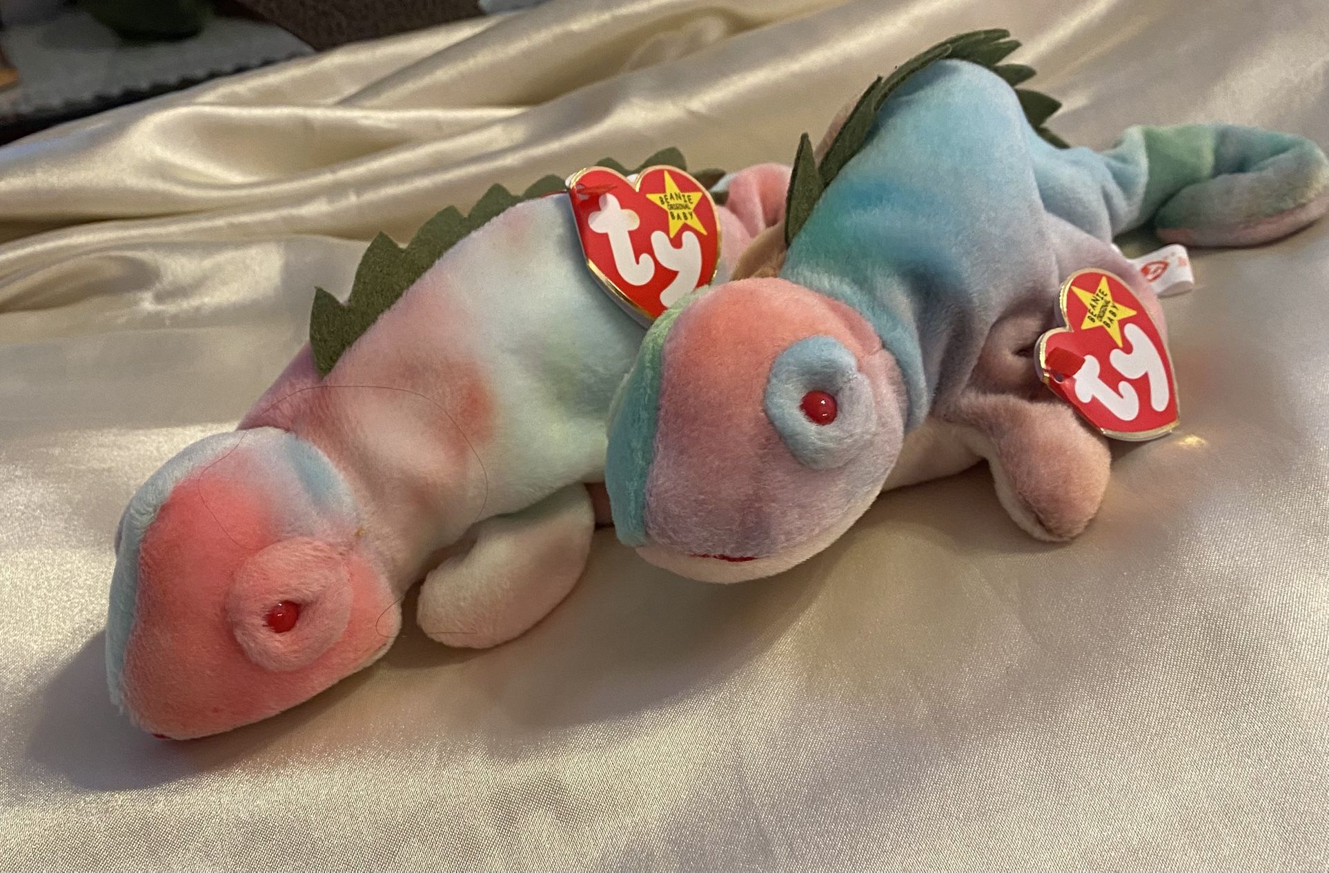 Two Iggy Ty BEANIE BABIES ❤️