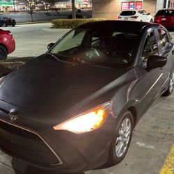 2017 Toyota Yaris iA